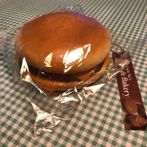 Rare cheeseburger squishy 🍔